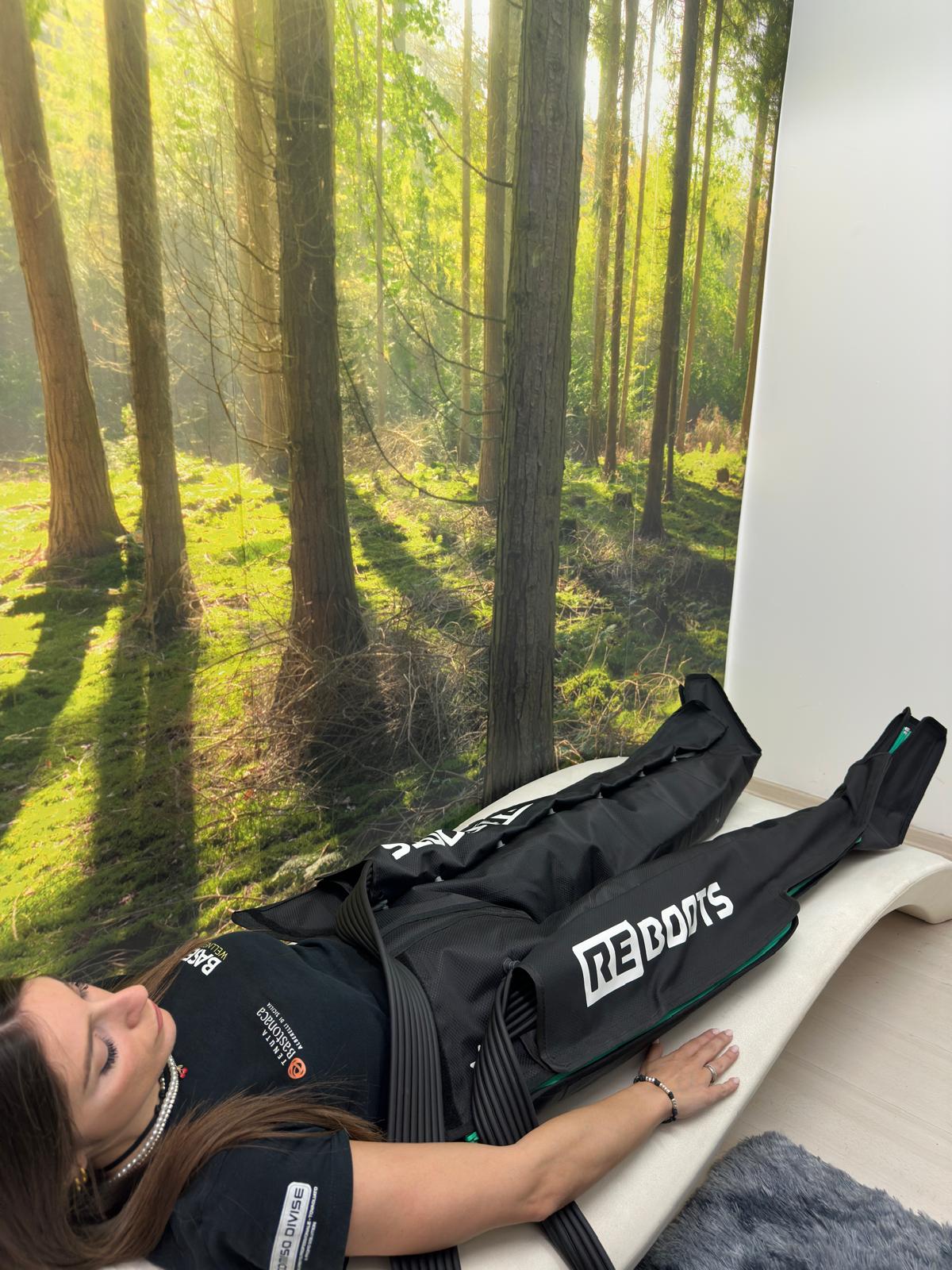 Seduta di pressoterapia presso Base Wellness